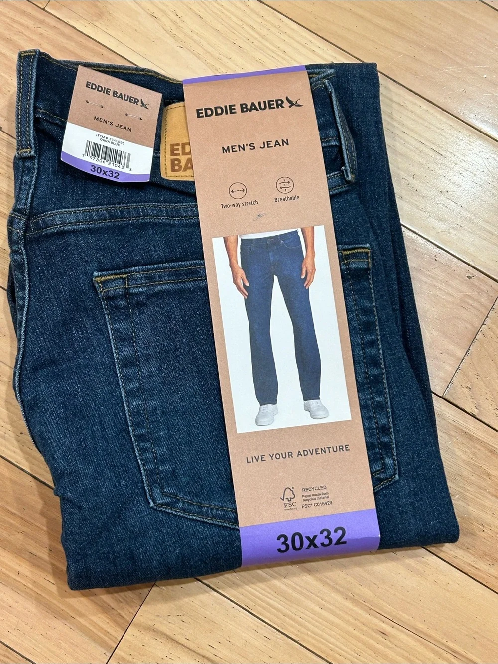 NWT Eddie Bauer Breathable Dark Blue Denim Jeans - Men’s Size 30 x 32